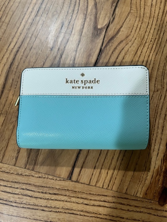 kate spade Handbags - kate spade White and Aqua Two-Tone Zip Wallet